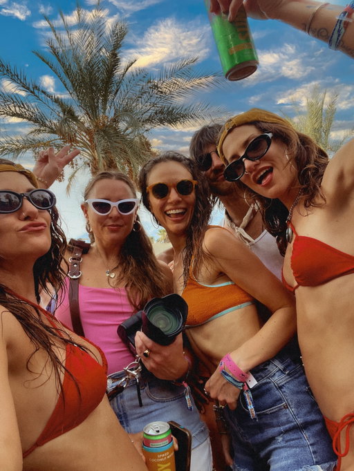 CALLING ALL SUNBOYS! Link in bio for the SUNBOY Brand Rep application. Part time positions starting in April. Send this to your coolest friend 😎🥥🌴

Looking for the following areas:
Texas (Most metro areas)
Georgia (Atlanta and surrounding areas)
Virginia (Richmond)
N Carolina
S Carolina
Alabama (Gulf Shores and surrounding areas)
Tennessee
Rhode Island
Massachusetts
Colorado (Boulder)
Southern California
NY (Long Island, Westchester, Albany)