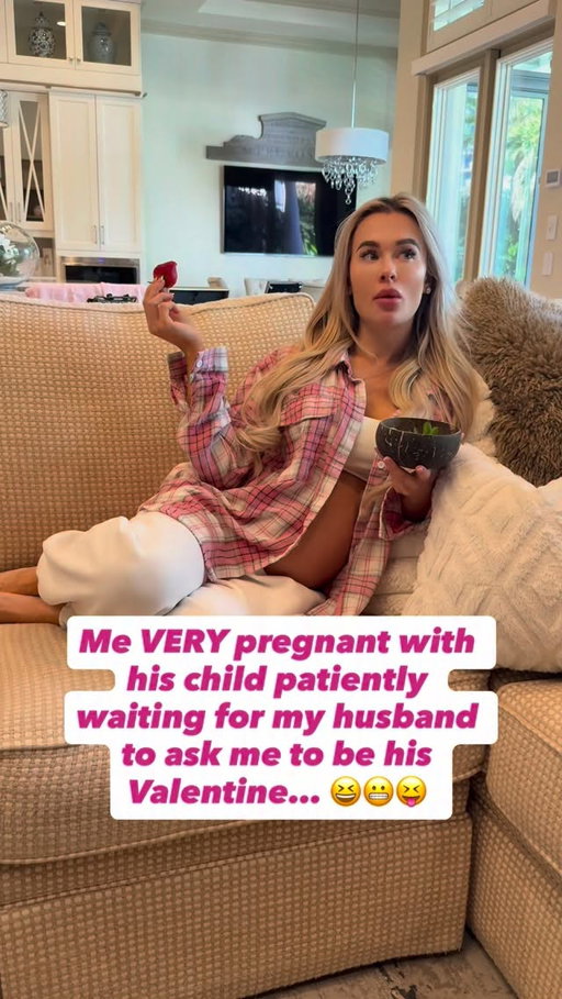 Is it just me or are we all crazy? 🤪 💝😆