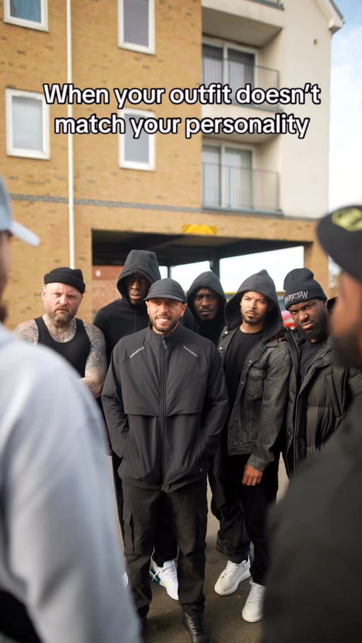 Kiss & Make Up 🤨 NOW!!!!
-
@manlikehaks @jeremylynchofficial @arron_crascall @stevothemadman @axelblake @_luchicc @koralkut.it
