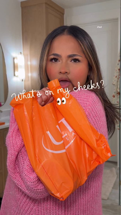 #ultabeautypartner What’s on my cheeks you may ask? 👀 The new @ultabeauty Collection Blush BFF Cream & Powder Duo 🩷
Love that you can wear the cream, the powder, or layer both to switch up your look so easily! 
#ubcollective #ultabeauty #ultabeautycollection #blush