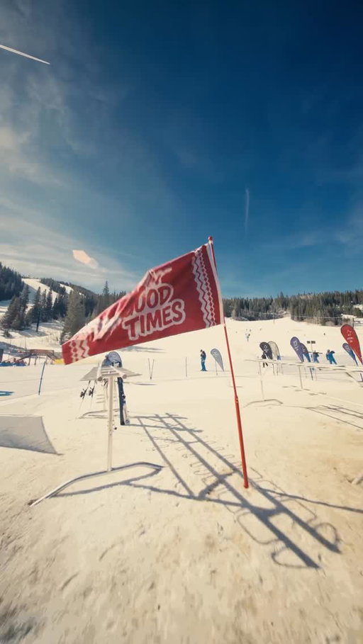 The @chomps Aprés Ski Tour is officially underway. 🎿🥩

We kicked things off at Winter Park Resort, bringing the protein party to the slopes of Colorado. From first chair to last lap, the crowd showed up for the samples, the custom beanies, and the mountain energy.

We’re keeping the vibes going at Mammoth this weekend. 🏔️

#CNCexperiences