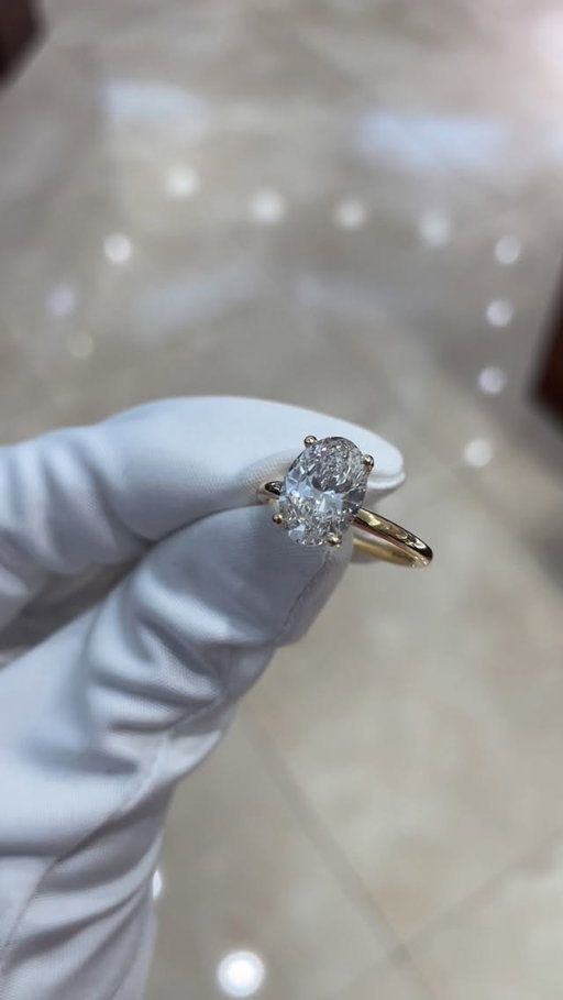 Dangerously sparkly. An oval cut that turns heads, steals hearts, and makes forever look effortless 💍✨
#JosephAnthonyInc #OvalObsession #SheSaidYes #ForeverStartsHere