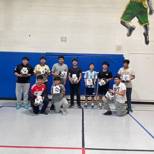 The Purpose and Calling Foundation teamed up with @nike to support the incredible athletes at New Life Center ⚽🏀
With brand new soccer balls and basketballs in hand, these young athletes are set up to train, play, and dream even bigger. Grateful for partnerships that invest in confidence, opportunity, and the power of sport to change lives.
