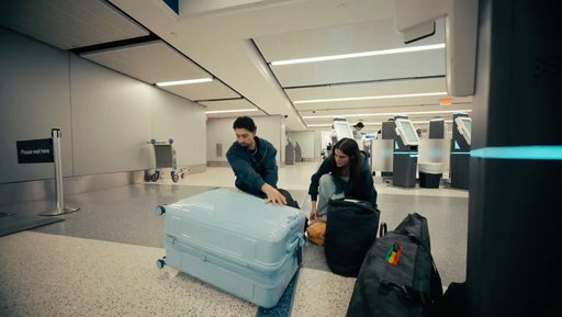 vlog 3 is live on YouTube! hope you guys enjoy this one ✈️🏂

#vlog #gym #contentcreator #travel #cinematicvideo