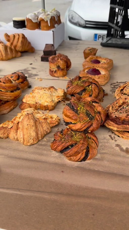 Spend a lovely, boring, rainy little morning at the farmers market with us!