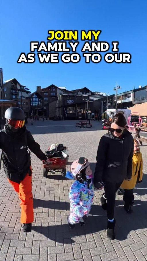 My family loves shredding at Steamboat! When we heard @chomps was partnering with @ikonpass , we had to pull up and enjoy the fun! Make sure to grab some Chomps on your next ski day. 
.
.
#Chompspartner #Ikonpass #snow #skiing #snowboarding