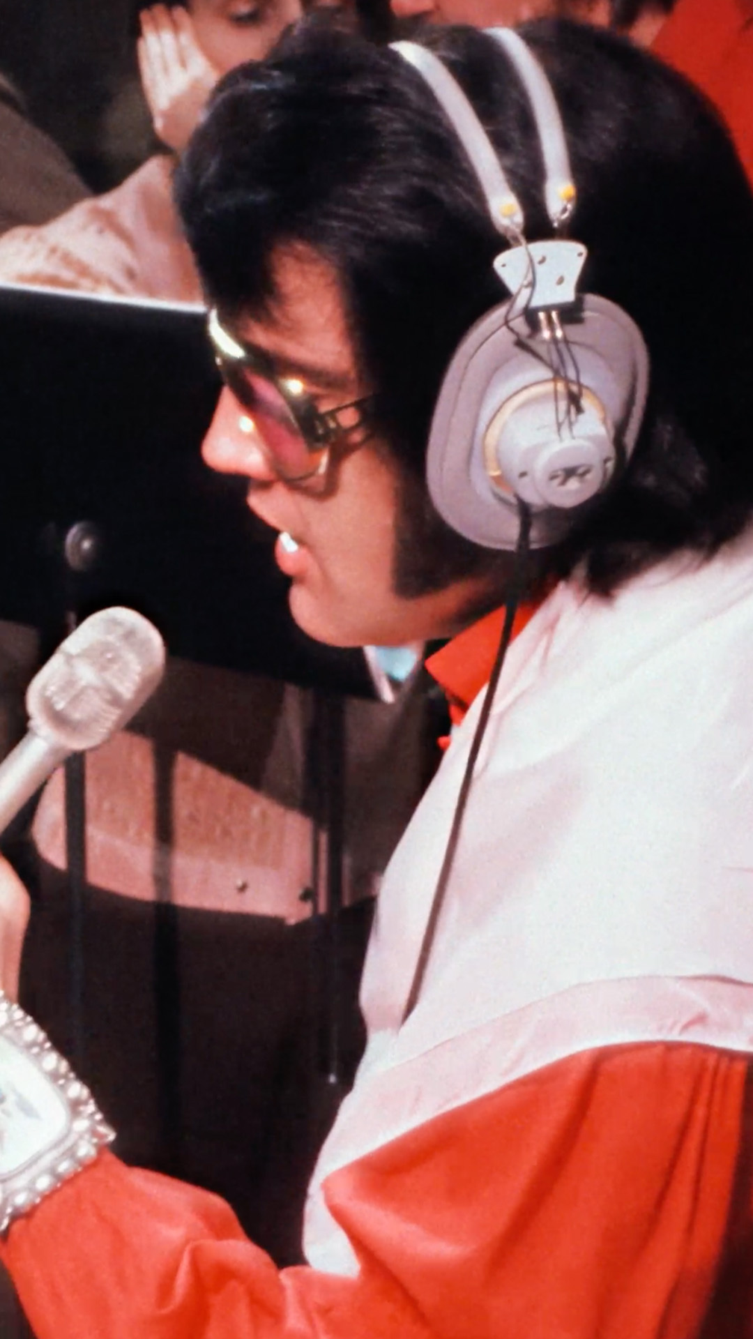 Check out this exclusive clip from Baz Luhrmann's #Epic: Elvis Presley in Concert. Featuring never-before-seen footage and recordings of Elvis Presley during his Las Vegas residency. In theaters February 27.

Tickets are on sale NOW! Reserve your seats on Fandango at the link in our bio.