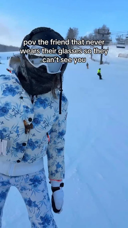 There’s always that one friend… 👋🏂

@nycgirlnextdoor