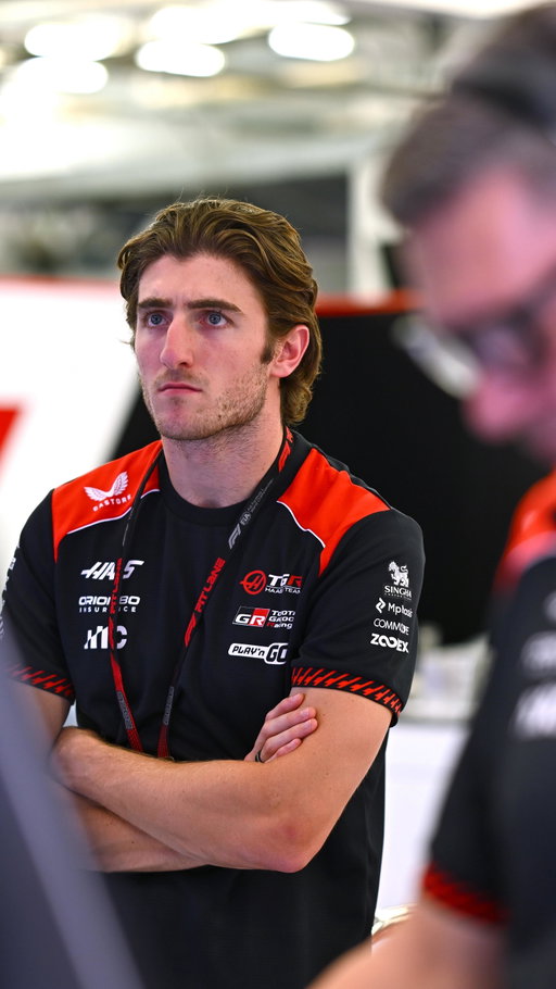 The new colors look good on you @jackdoohan 😌

#HaasF1 #F1