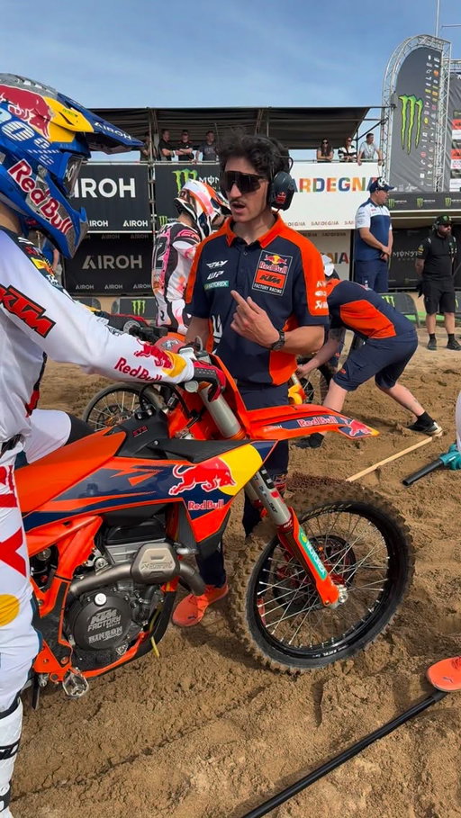 Start-prep should be a whole sport 🦾

#MXGP #MX #Motorsport #Motocross