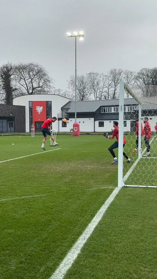 Clinical 🎯

🔴⚪️ #WxmAFC