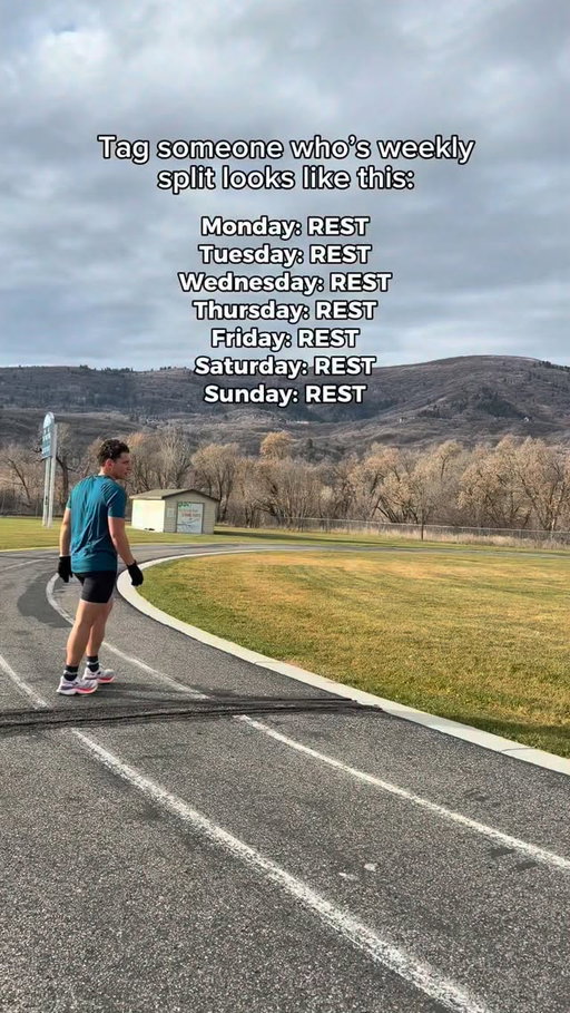 @evanjduer 

#runninghumor #hybridathlete #marathontraining