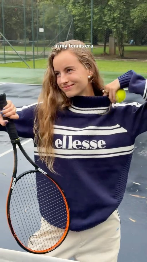 Sonríe. Juega. Repite.

#ellesse #LaSocietà