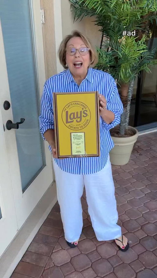 @brunchwithbabs 🤝 freshest bag of Lay’s
Who else has gotten theirs?