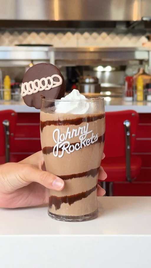 Remember your favorite lunchbox cupcake? Now it’s your favorite shake! Try our Hostess® Cupcake Shake today! 😄🍦

Visit johnnyrockets.com/disclaimers for additional details and restrictions.