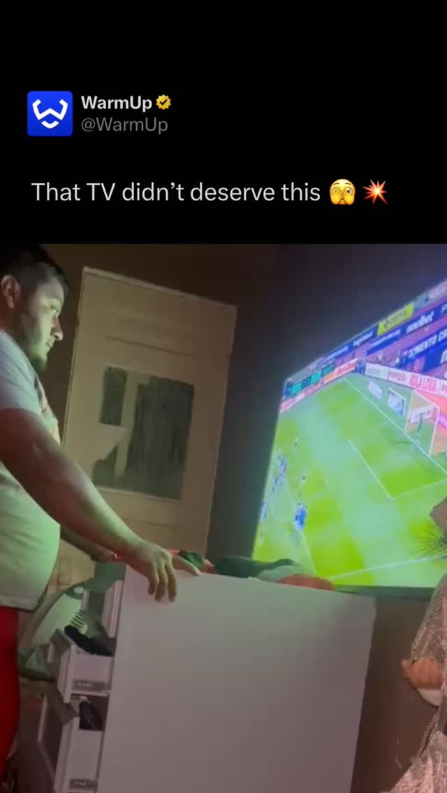 🫣

Football history is etched in tears, where victory is often a cruel shadow of defeat. For Brazil, the 1950 Maracanazo and the 7-1 home thrashing by Germany stand as national scars. Fans still mourn Steven Gerrard’s slip in 2014, which snatched a long-awaited title from Liverpool’s grasp. Then there is the 1994 World Cup, where Roberto Baggio’s missed penalty left a nation in silence. Whether it’s a last-minute goal or a sudden injury, these moments prove that football’s beauty is inseparable from its pain.

(Via ViralHog )