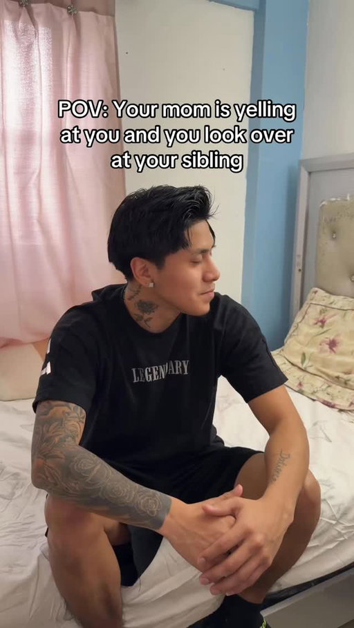 Be trying to get you more in trouble 😭🤣
Who can relate?? 

#explore #viral #relatable #funny #sibling
