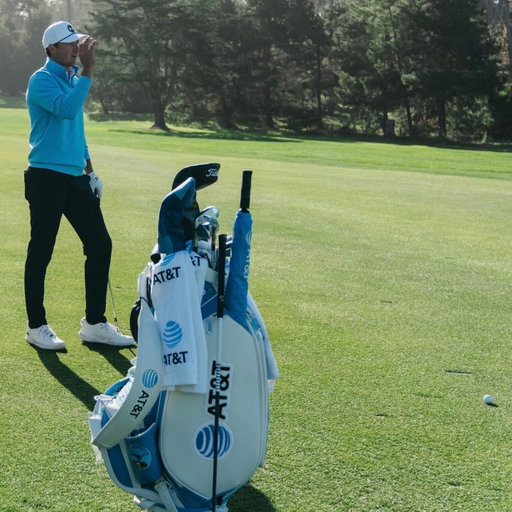 New bag debuting this week at @attproam! 🔥 Excited to carry a bag highlighting charities supported by the funds raised at AT&T Pebble Beach Pro-Am over the years. It’s go time!