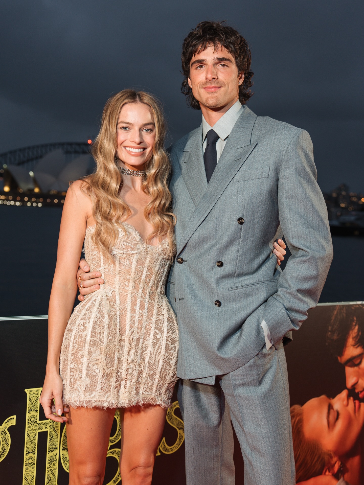 Margot Robbie & Jacob Elordi surprise guests at the #WutheringHeightsMovie screening at @westpacopenair