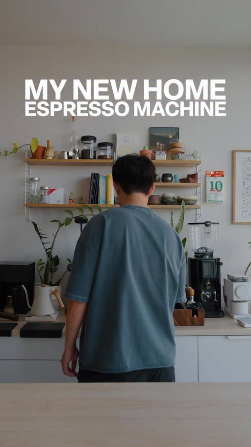 it’s been two years since I sent la marzocco that message, and I finally saved up enough to buy my own linea mini! next steps definitely to wrap it somehow 👀 big thanks to @visionsespresso for helping me with the process/shipping/coordinating!

#espressomachine #coffee