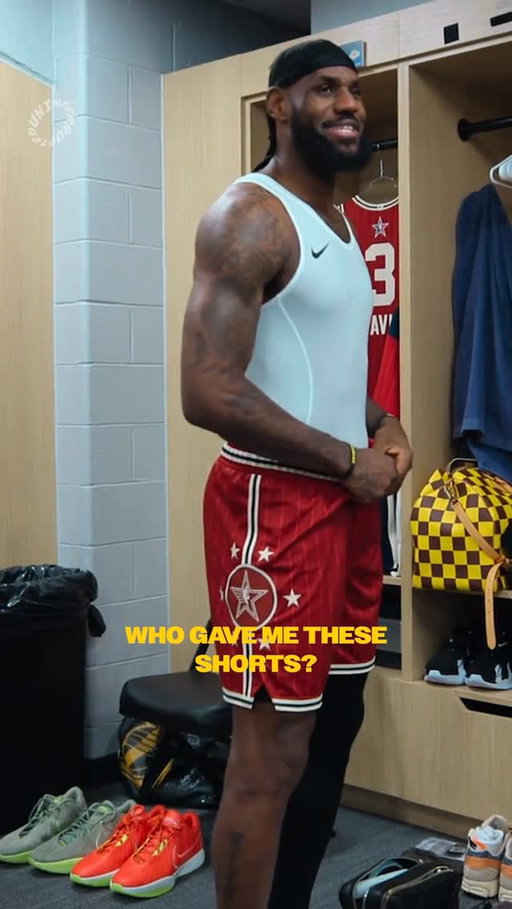 @kingjames doesn’t rock short shorts. 🤣

Catch up on Starting 5 on @netlfix!