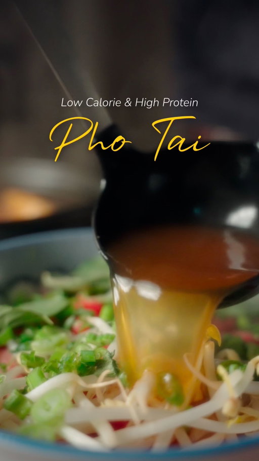 Full Recipe & Macros Below 👇🏻

Pho Tai 🍜🇻🇳
(2 servings ~ 503 kcal | 42P | 68C | 7F)

Ingredients:
• 240g rice noodles
• 240g beef strip loin, very thinly sliced
• 1.5L water
• 100mL beef bone broth
• 15mL fish sauce
• 2 tbsp pho paste
• 1 large onion (halved)
• 4 cloves garlic (skin on)
• 2 star anise
• 1 cinnamon stick
• 1 tsp fennel seeds
• 2 cloves
• 1 black cardamom pod
• 1 tsp salt (adjust to taste)
• 2 stevia packets
• Basil, bean sprouts, coriander, green onion, lime

Directions:
	1.	Place the halved onion (cut side down) and garlic cloves on a dry pan or under a broiler and char until deeply blackened in spots and fragrant. Lightly smash the garlic after charring.
	2.	In a dry pot, toast the star anise, cinnamon stick, fennel seeds, cloves, and black cardamom for 1–2 minutes until aromatic.
	3.	Add 1.5L water, beef bone broth, pho paste, fish sauce, salt, stevia, and the charred onion and garlic to the pot. Bring to a boil, then reduce to a gentle simmer for 30–40 minutes.
	4.	Strain out and discard the whole spices, onion, and garlic. Taste and adjust seasoning if needed.
	5.	Cook the rice noodles according to package instructions. Drain well.
	6.	Divide noodles into bowls. Add thinly sliced raw beef and thinly sliced onion if using.
	7.	Pour the ripping hot broth over the beef to cook it instantly. Top with basil, bean sprouts, coriander, green onion, and a squeeze of lime before serving.

——

#lowcalorie #asianfood #vietnamesefood #highprotein #easyrecipe
