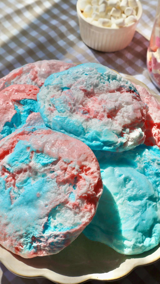 microwaveable meringue in 30 secs!

the perfect sweet treat for Valentine’s day ♥️♥️

microwaveable meringue cookies recipe: 

300g powdered sugar
1 egg white
splash of vanilla extract (optional)
food coloring (optional)

mix the powdered sugar, egg white, and vanilla together until it forms a thick, smooth dough. it should feel like playdoh. soft, moldable, and not super sticky. if it’s too wet or sticking to your hands, add a little more powdered sugar until it gets to that texture.

i like adding the food coloring after it turns into a dough since this recipe makes a pretty big batch. it’s more fun that way because you can split the dough and make a few different shades 🥰

roll into small balls, about 1 tablespoon each. place one ball at a time on a piece of parchment paper and microwave for 30 to 45 seconds, or until it puffs up and looks set on the outside. every microwave is different.

once it puffs up and stops rising, stop the microwave right away or they’ll burn.

let them cool completely so they can firm up, then enjoy~

#meringues #dessert #easydessert #pavlova