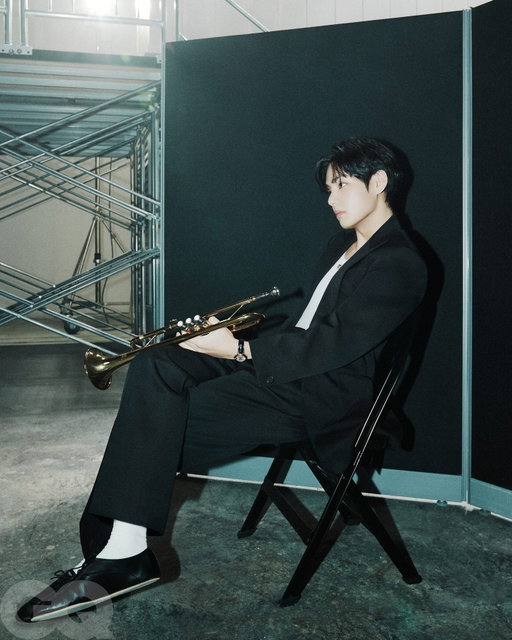 When the members of BTS enlisted in the South Korean military, they staggered their service so that there would always be BTS members active in the public sphere as solo performers, a highly coordinated effort that ensured their beloved ARMY would never miss their presence.

But despite the members’ explosive solo successes, there was never any real doubt in their minds that they would be getting back together: “We all treasure BTS more than we treasure each one of us separately,” says @thv. “We debuted as a group, so I think that’s the core identity that we have.”

And now they’re back—for a new album, a massive world tour, and the global cover of GQ. See it at the link in bio.

Story by @raymondangas 
Photographs by @jangdukhwa
Styling by @mobolajidawodu
Makeup by @da_a_reum and @shinae.lee
Hair by @bit.boot_naejoo @bit.boot_hansom @bit.boot_kimhwayeon
Set design by @jeon.minkyu
Lighting Direction by @khj____gf
Produced by @_nuhana
Executive Producer: @sooh_hwang
Producer: @sebbbing
Line Producer: @hwsunyoung @_justcallmecherry