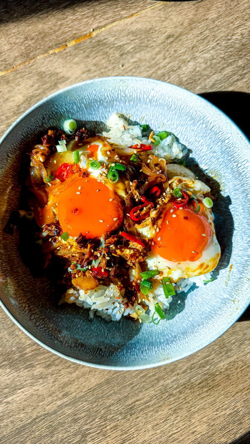 Soy sauce eggs with rice @farahjeats

(AD) Meals when you’re busy doesn’t have to be sad and boring. You can make this whole dish in just 10 minutes! It’s hearty and doesn’t compromise on flavor just because it’s quick to make!

The eggs on its own is so good but is not complete without rice. Luckily, you can get steaming hot rice with @irisusa’s Rice in just 80 seconds! You get fresh high quality authentic Japanese rice and its perfect when you’re on-the-go too! I personally keep a lot of instant rice in my pantry to save me on busy (and lazy) days.

•Instructions
2-4 eggs
1/2 onion (sliced)
3 garlic cloves (sliced)
1 red chili pepper (sliced) - optional
Chili oil (as much or as little as you want)
1.5 tbsp Sweet soy sauce
1 tbsp Light soy sauce
1.5 tbsp water

•Directions 
1. In a pan over medium heat, heat up 3 tbsp of neutral oil. Once the oil is hot enough, add the onions, garlic and chili peppers. Sauté for 2-3 minutes.
2. Make wells for the eggs and add chili oil. Crack in the eggs and let it cook until your desired doneness.
3. Heat up @irisusa microwavable instant Japanese white rice for 120 seconds in the microwave 
4. When the egg is almost cooked, pour in the sauce and let it cook for 30 seconds before turning off the heat. 
5. Serve eggs with the rice. Enjoy! ☺️ 

Comment “rice” and I’ll send you the link for the Iris Rice or click the link in my bio to get it!

#irisusapartner #easyrecipes #quickmeals