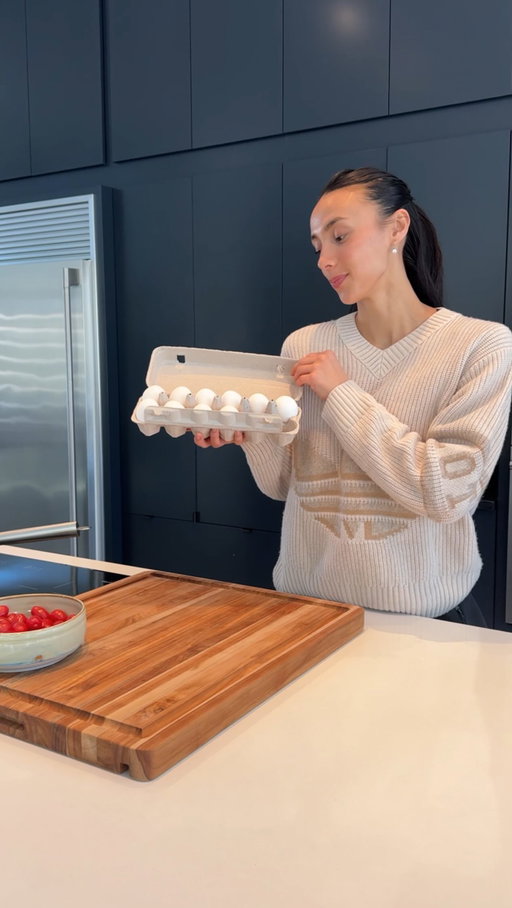 #AD Training days can be long, so fuelling my body needs to be simple. I prep eggs ahead of time so I always have an easy, high-quality source of protein ready between sessions. They’re portable, satisfying, and help support my recovery - no matter where the day takes me. Looking for more easy meal ideas? Visit eggs.ca (link in bio) for inspiration. 

@eggsoeufs #EggsAnytime