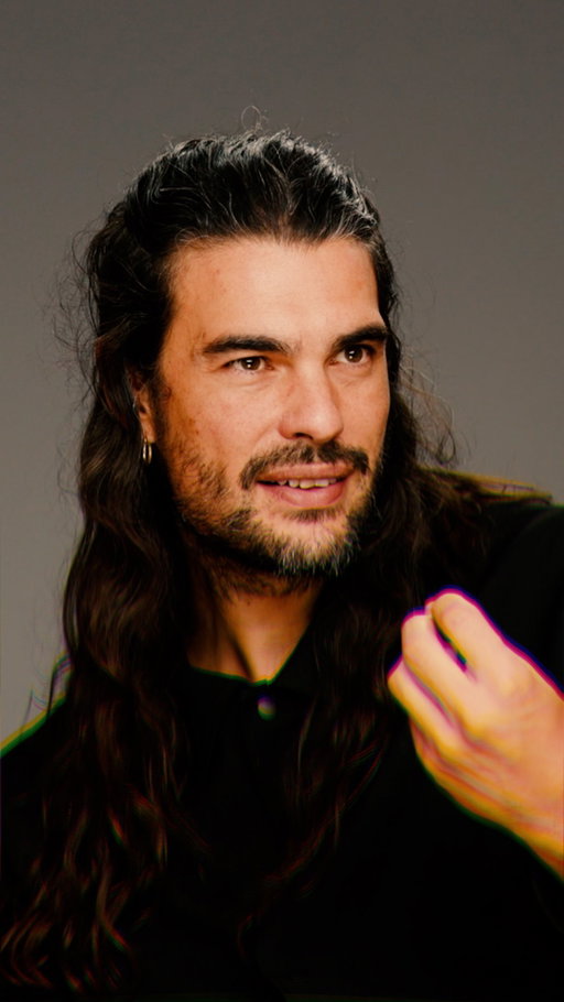 “In a theatre, the lights go off, but you are connected with the people… the dance floor is the same.” 🕺

Oliver Laxe explains how attending raves inspired his Oscar-nominated film SIRĀT, which had its North American premiere at #TIFF50.

The film returns to TIFF Lightbox on February 13 – get tickets through the link in our bio.

#sirat #oliverlaxe #rave #cinema oscars