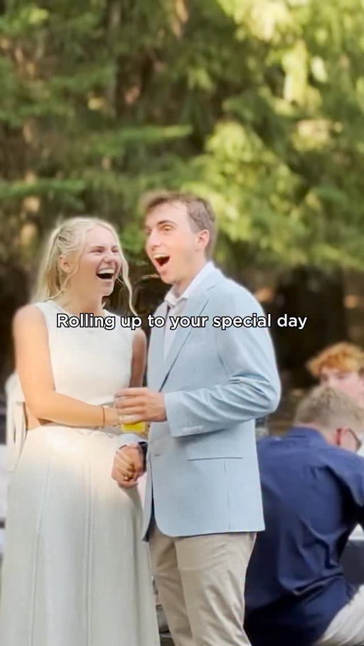 Want the Bootmobile at your wedding? ❤️💍
We love being part of life’s biggest moments—especially yours.
Send your wedding invitation to the Bootmobile Team (15 Casco St, Freeport, ME 04033) between 2/14–5/14, and your big day could include a visit from the Bootmobile.
llbean.com/solemates (📸 @emmakmedia)