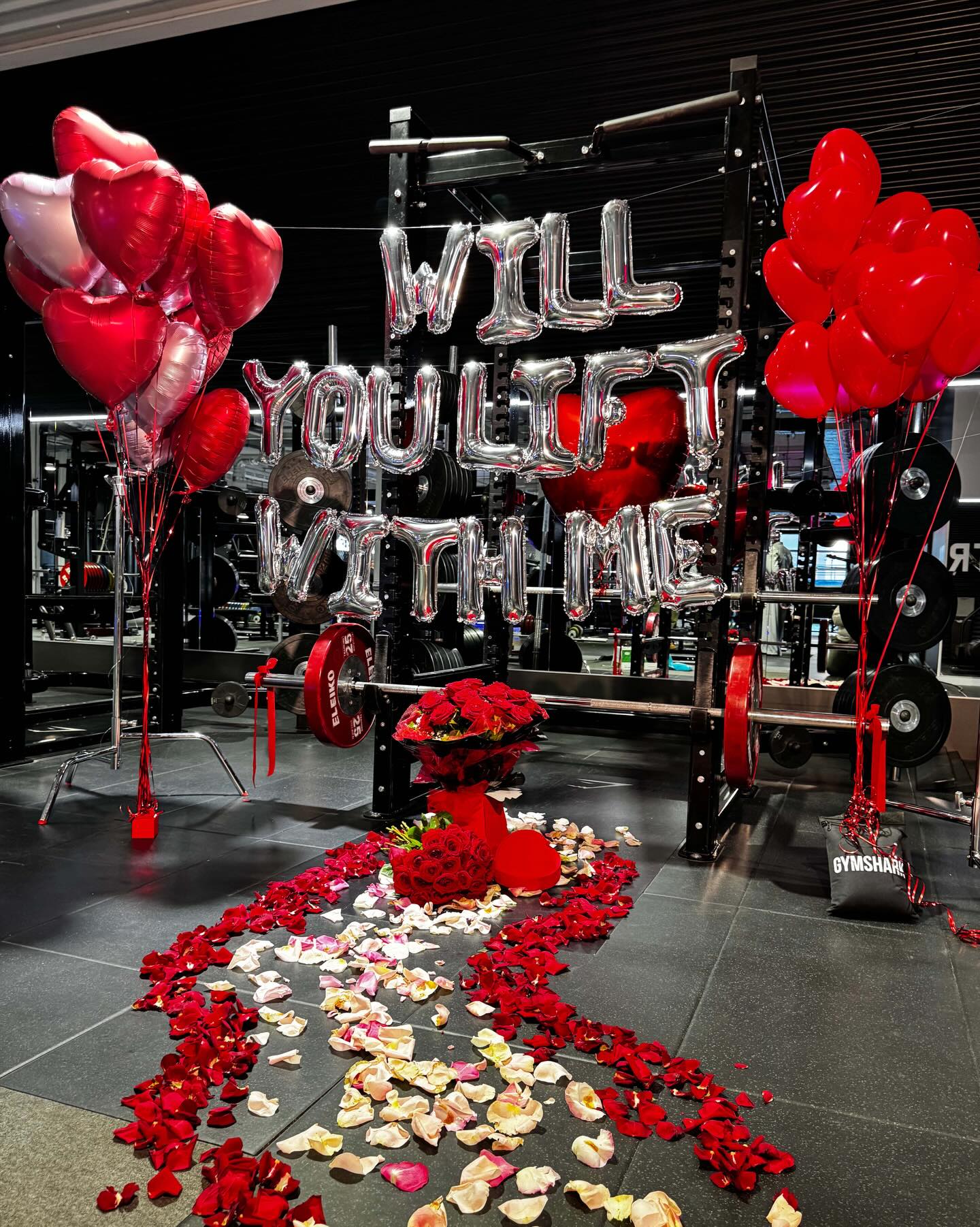 LOCKED IN FOR LIFE 🤞❤️💪
happy valentine’s day gym besties 🫶