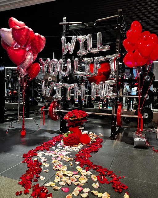 LOCKED IN FOR LIFE 🤞❤️💪
happy valentine’s day gym besties 🫶