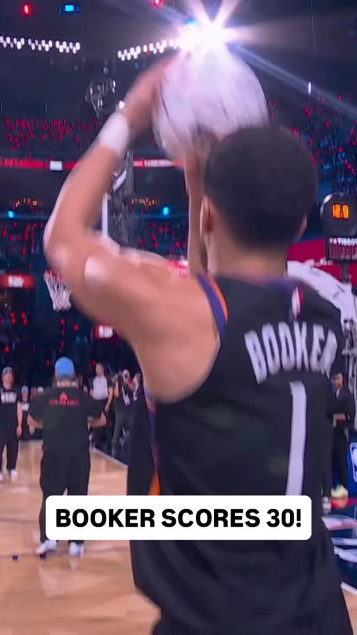 @dbook catches fire in Round 1 to hit 30 points 😳 The @statefarm NBA 3-Point Contest on NBC & Peacock!