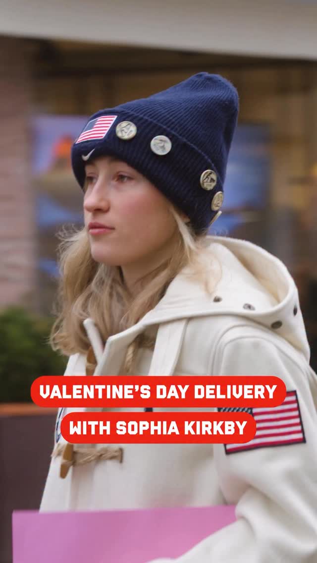 A special delivery from the most eligible bachelorette in the Olympic Village 💌

Happy Valentine’s Day from Team USA and @sophia.kirkby!

#WinterOlympics