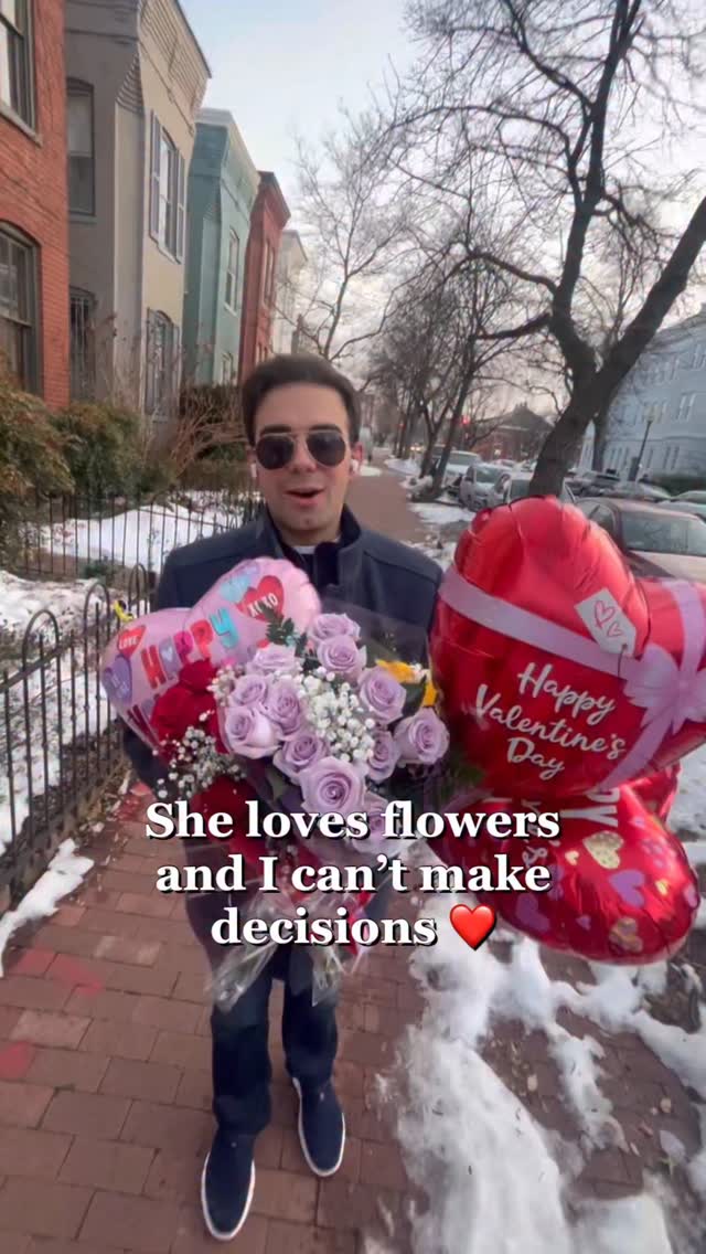 You can never have enough roses! 

Happy Valentines Day! 

#valentinesday #roses #relationships #washingtondc