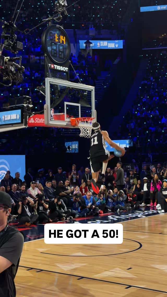 @carterdbryant WITH A 50! 😱 @att Slam Dunk