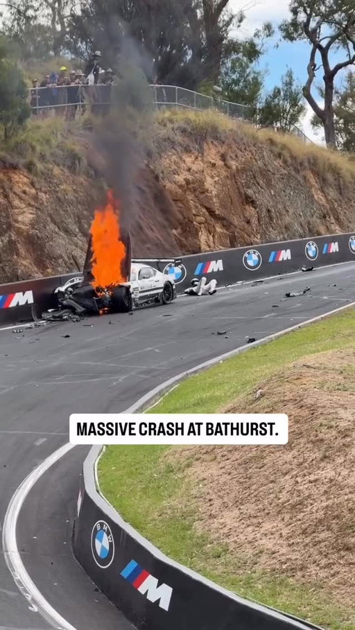 Where are the flaggers and the caution??! Also, did his tofu break?? 

#bathurst #carcrash #motorsport