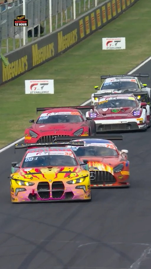 It's Mount Pano-DRAMA in the @meguiars_australia Bathurst 12 Hour 🤯

#B12Hr