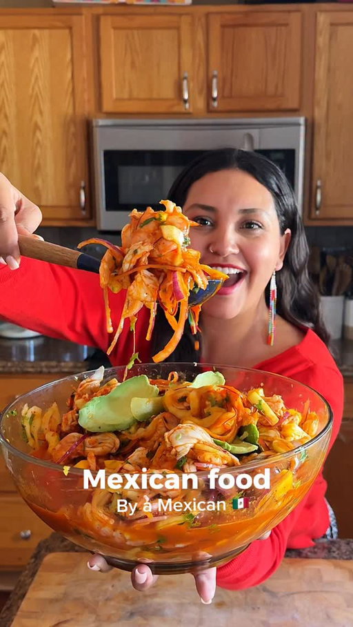 Mango Aguachile 🦐🥭

I’m on a seafood kick so stay a while. 

What you’ll need: 

Raw shrimp 
Salt 
Pepper 
A TON of limes 
Salsa Maggie 
Mango 
Cilantro 
Purple onion 
Avocados
Garlic 
Chile guajillo 
Chile árbol 
Cucumbers 

Enjoy! 

#mexicanfood #easymexicanrecipes #largefamilymeals #mexicanrecipes #aguachiles