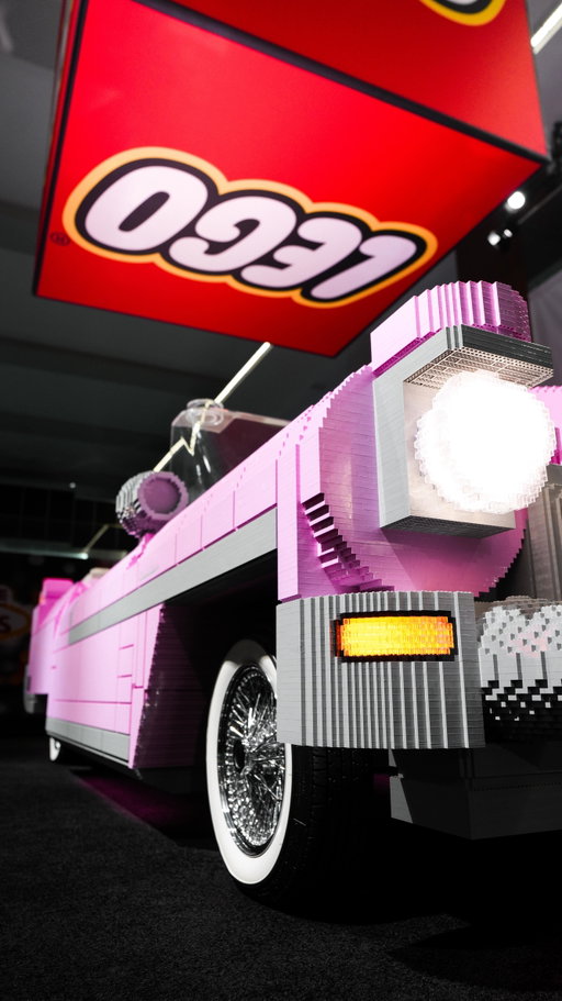 #ad Introducing the LEGO® 1950’s Cadillac - catch a glimpse of it at the Canadian International AutoShow.  
 
This build is made with 418,556 LEGO bricks and took over 4000 hours to build. It's also the same car that was driven at the Las Vegas Grand Prix.  
 
There are also a ton of activities and builds you can do at the show or even LEGO Vehicles sets that you can bring home - I picked the LEGO Technic™ Porsche 911 GT3 R REXY AO Racing Car set with the iconic tooth livery to add to my collection!  
 
Show runs till Feb. 22 so make sure you check it out and bring the fun home with your own build from LEGO.ca/Vehicles 

@LEGOCanada #ClickClickVroom #LEGOPartner #AutoShowCA