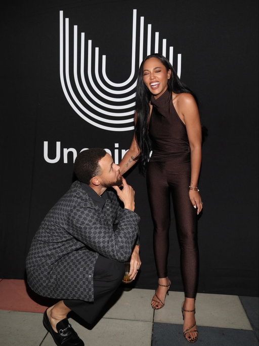 The best valentine and woman I want to go thru life with. Love you and the life we have. God is good! @ayeshacurry