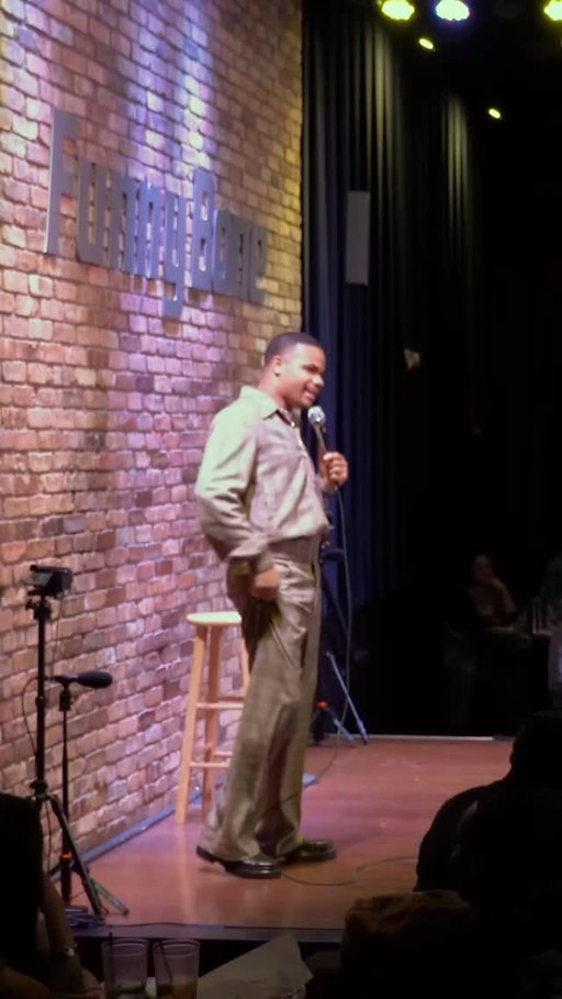 I wanna be like Unc when I grow up 🥹😂😂😂😂 #standupsundays #crowdwork #callem