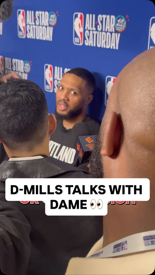 D-Mills is a natural in these media scrums. 🎤