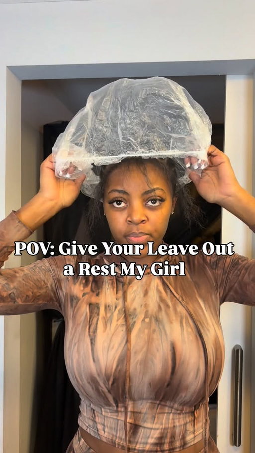Heyyyy My Girls! As promised, here’s the detailed tutorial on how I was able to achieve this minimal leave out, seamless flip over. The hair is @curlsqueenofficial Light Yaki and it came colored as shown in the video. Any texture hair can achieve this look, even my fine hair girlies. If your hair is extremely fine, add a small amount of spray that matches your hair color between the quick weave and your edges and it’ll blend perfectly. Until next time my girls! #fyp #quickweave #diy