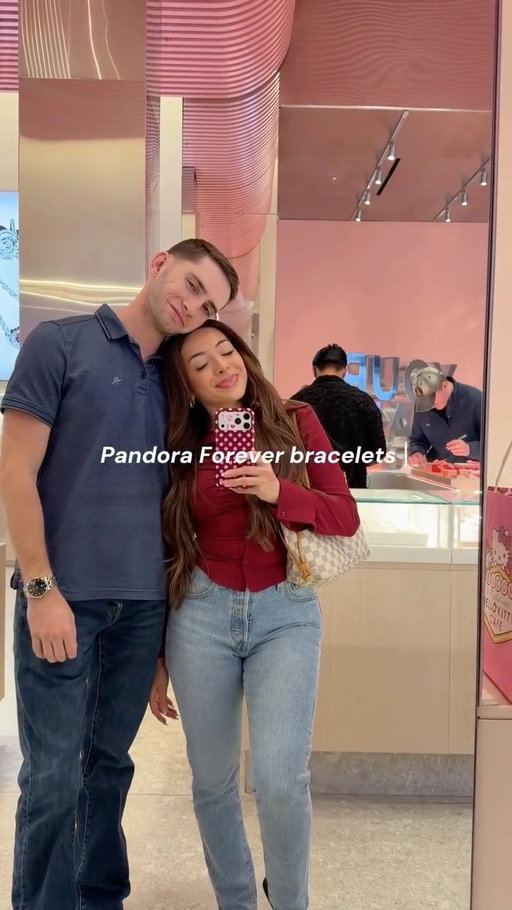 Our vday gift 🥹🩷 @theofficialpandora 

#couple #foreverbraclets #shopping #reels #shop