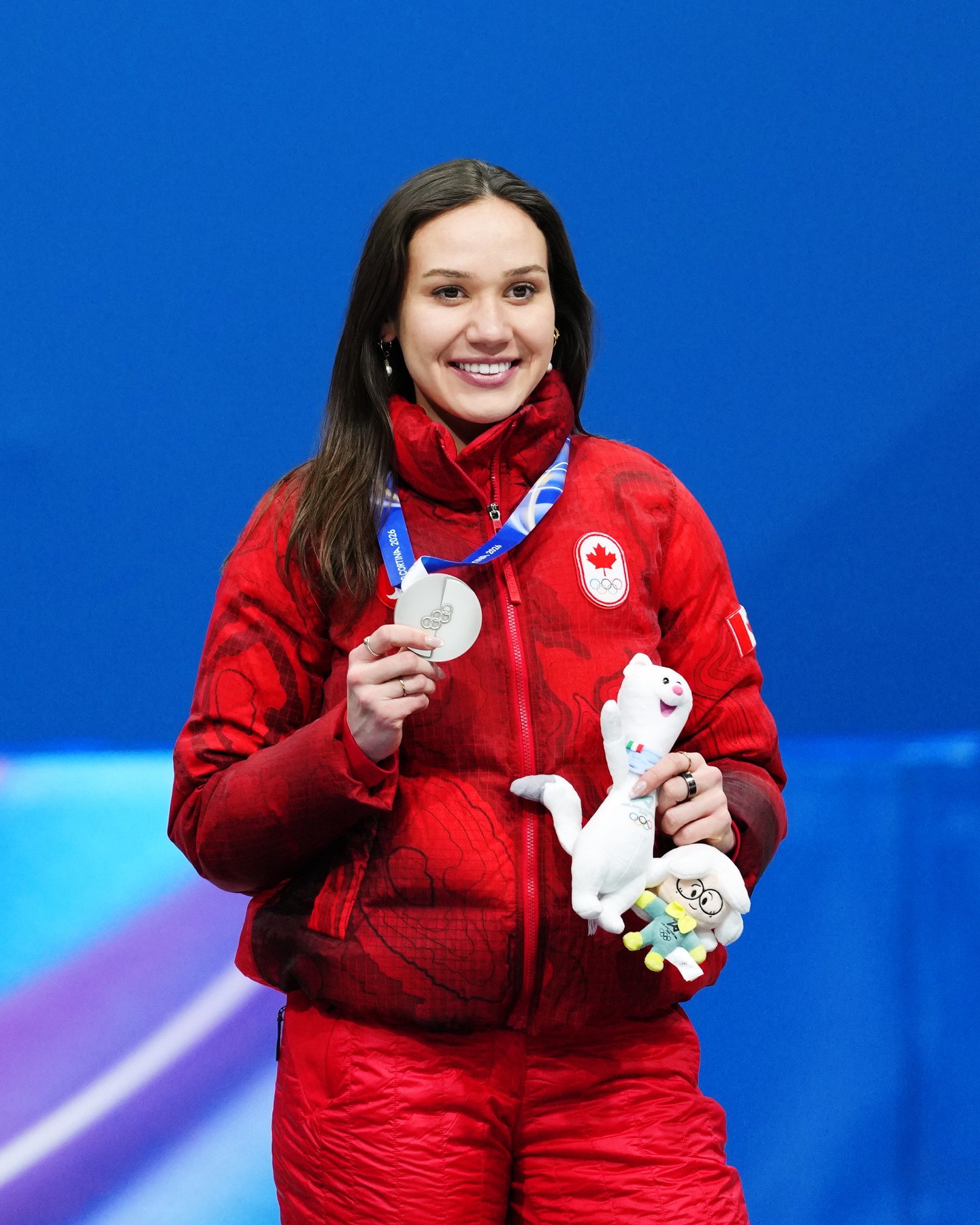 Courtney Sarault claims silver in the women’s 1000m short track speed skating, bringing home her third medal at Milano Cortina 2026. 👏✨⁣
⁣
- ⁣
⁣
Courtney Sarault décroche l’argent au 1000 m féminin en patinage de vitesse sur courte piste, remportant sa troisième médaille à Milano Cortina 2026. 👏✨⁣
⁣
📸 Leah Hennel/COC