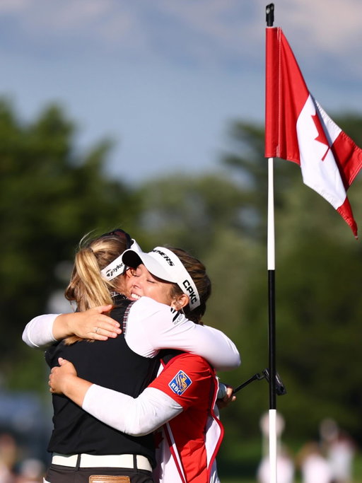 So many amazing memories and fun times! 10 years working as caddie and player. 13 wins including 2 Majors together. Thank you for everything. Love you, Be❤️so happy for you in your next chapter! 😊

#sisters #bestfriends 
#TeamHenderson