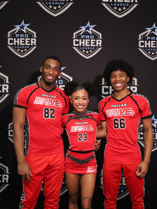Respectfully… We’re Different. Welcome To The Big League Hunnyyyy‼️🏁
#firstever #procheerleague 
#secondcompetition 
#iongameday #atl